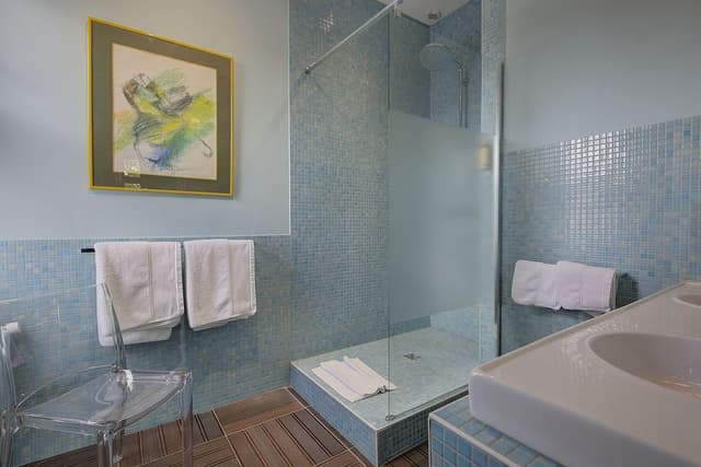 Suite MONTRAVEL