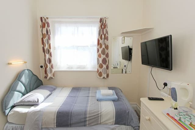 Single Room (First Floor)