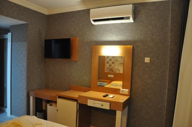 Economy Double or Twin Room