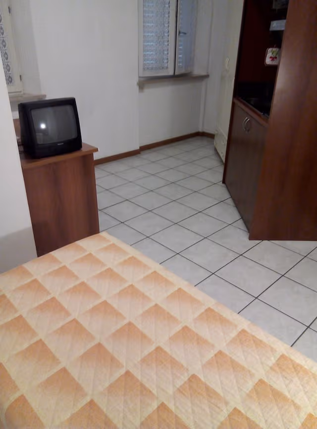 Basic Double Room, Ground Floor