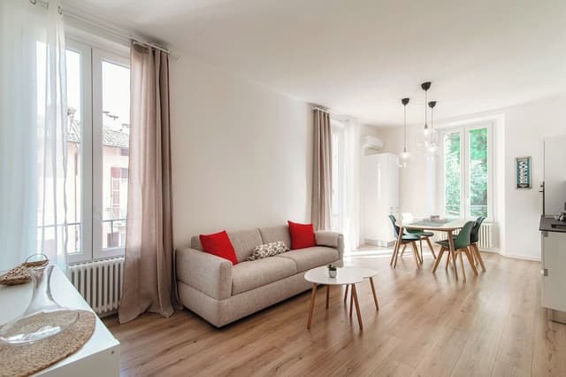 Apartment, Balcony