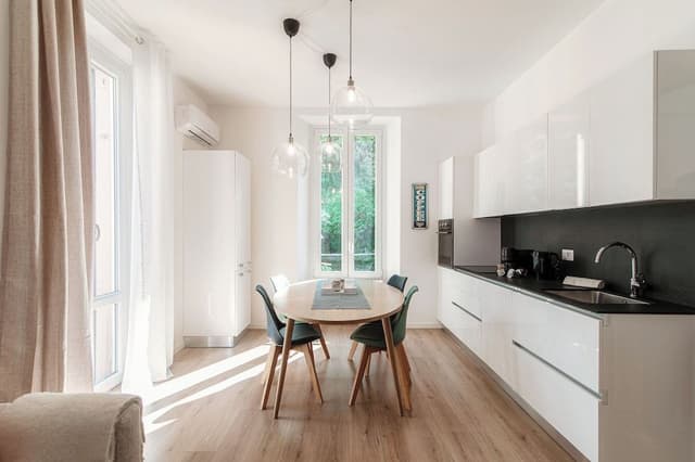 Apartment, Balcony