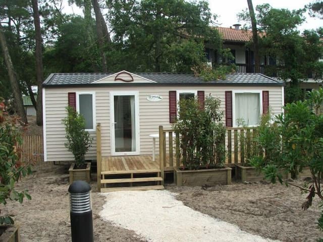 Mobile Home, 2 Bedrooms