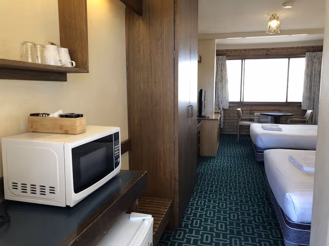 Budget Room