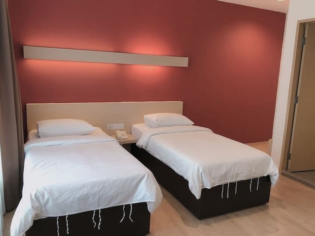 Deluxe Twin Room