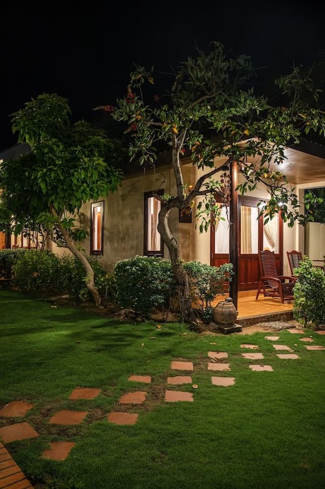 Bungalow Double, Garden View