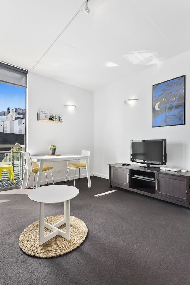 One Bedroom Apartment