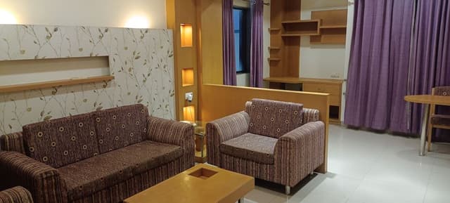 Premium Suite