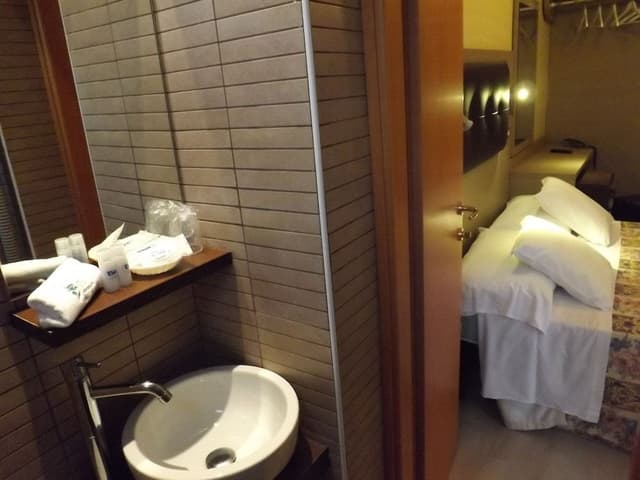 Standard Single Room