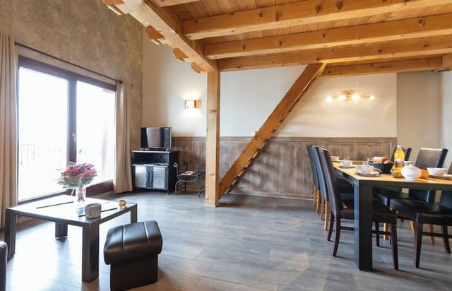 Apartment (6 persons / Mezzanine)