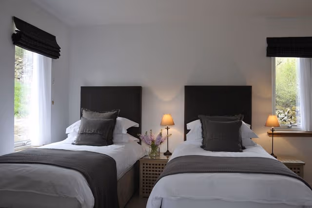 Twin Room (Steading2)