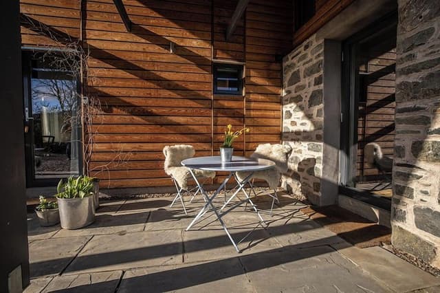 Twin Room (Steading2)