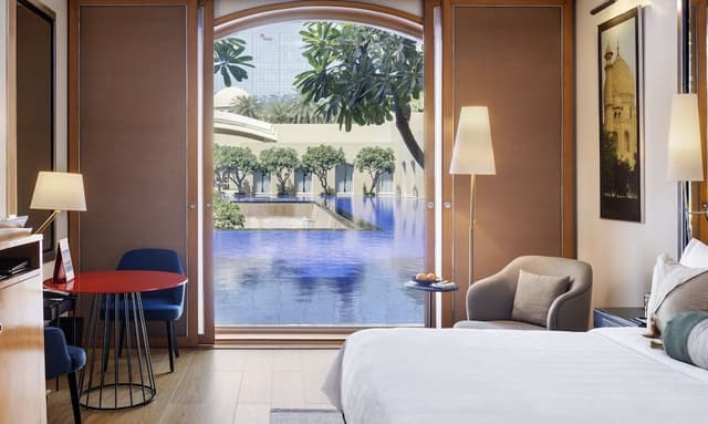 Deluxe Room, Pool View