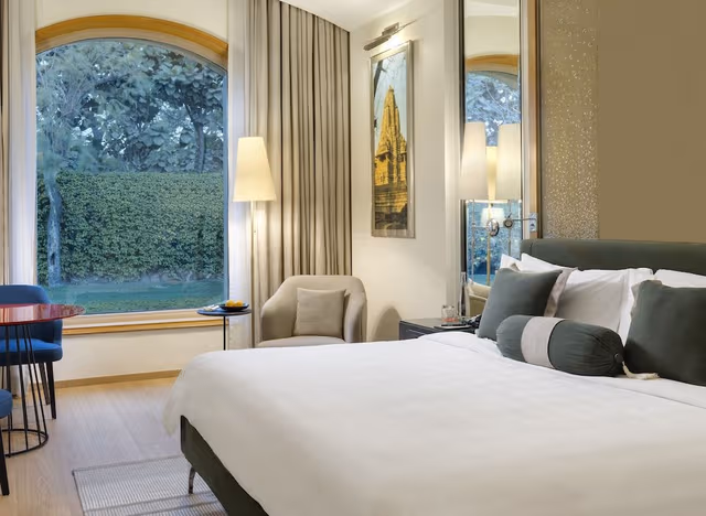 Superior Room, Garden View