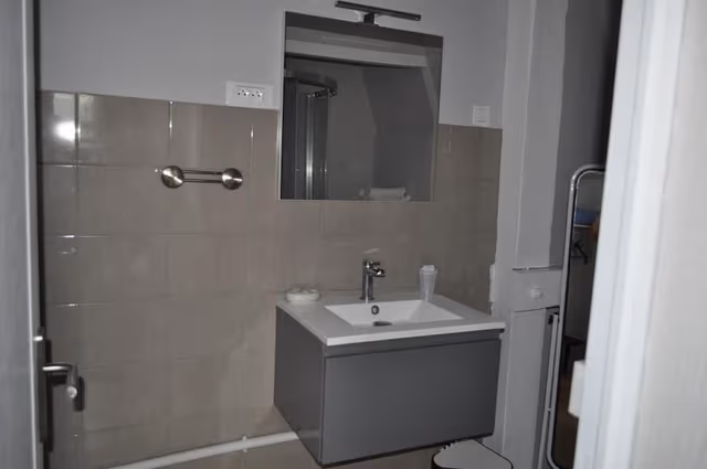 Comfort Triple Room (8)