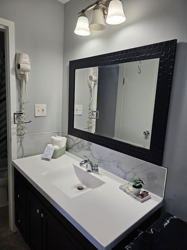Exclusive Single Room, 1 Queen Bed