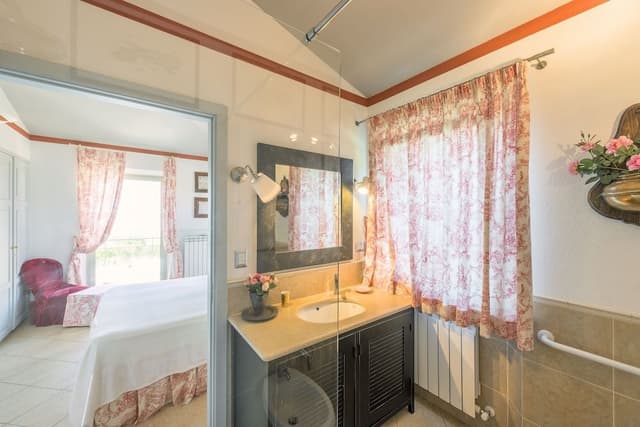Deluxe Double Room, 1 Queen Bed, Patio, Hill View