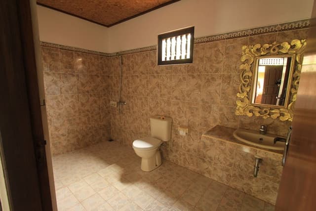 Standard Double Room, 1 King Bed, Smoking, Garden View