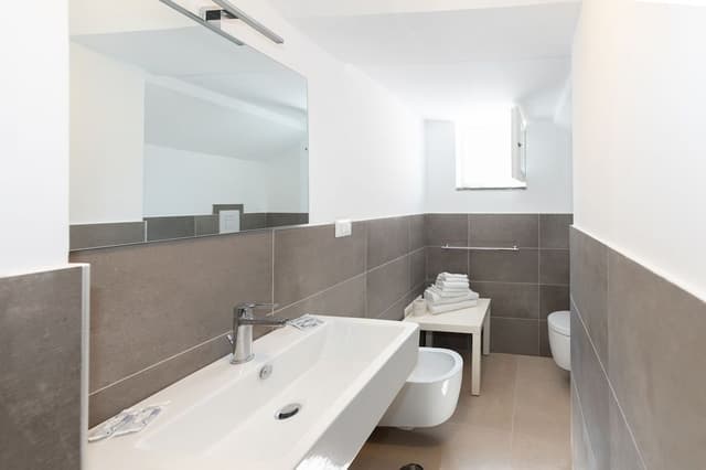Economy Room, 1 Large Twin Bed