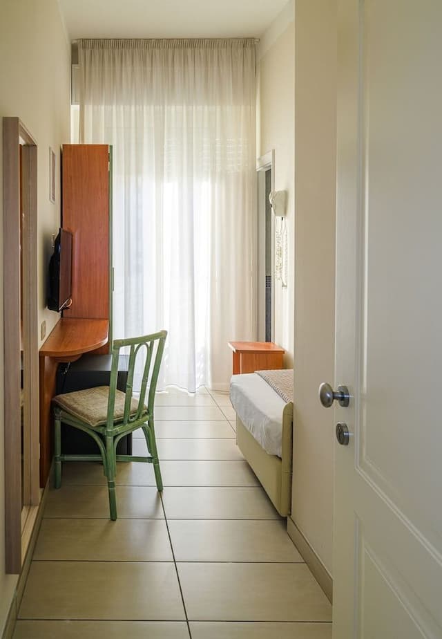 Classic Single Room