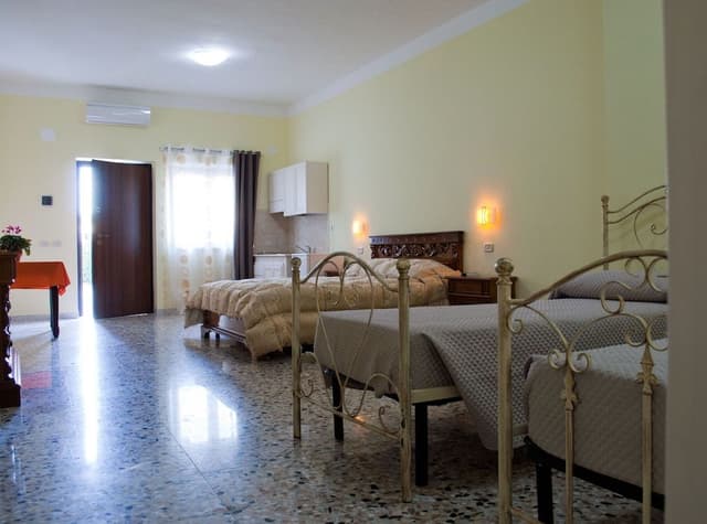 Quadruple Room, Kitchenette