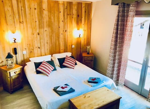 Double Room, Mountain View