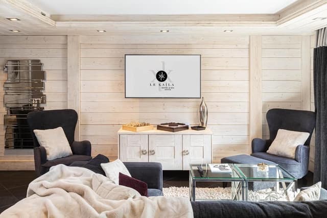 Ekrin Suite