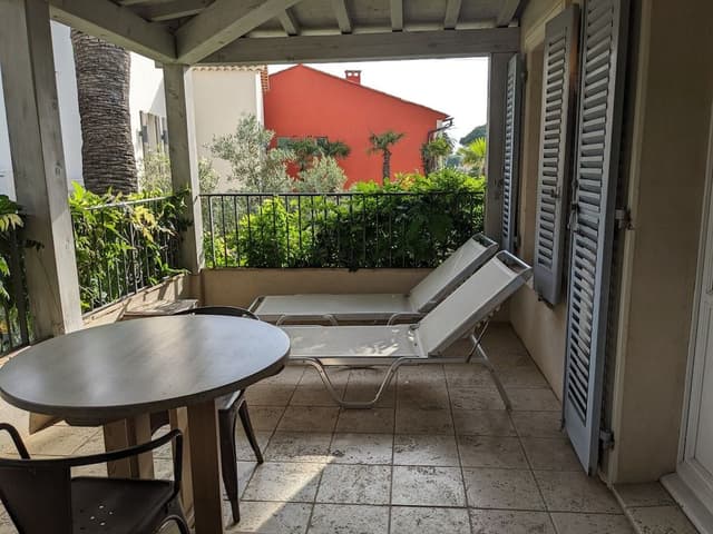 Double Room, Pool View (Avec Terrasse)