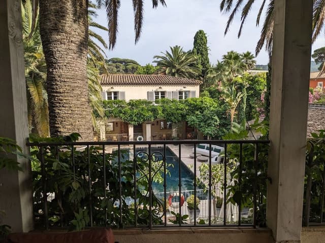 Double Room, Pool View (Avec Terrasse)