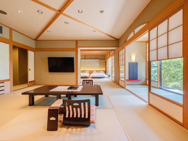 Superior Suite, Non Smoking, Garden View