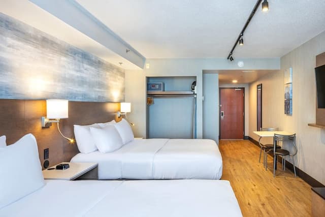 Standard Room, 2 Queen Beds, Non Smoking
