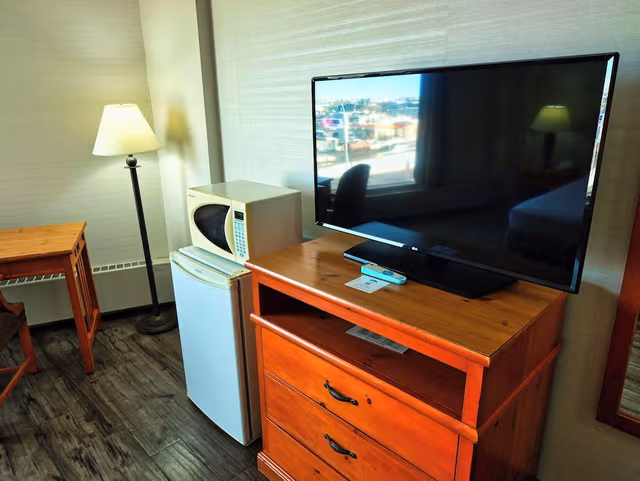 Standard Room, 1 King Bed