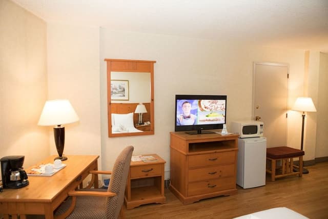 Standard Room, 2 Double Beds