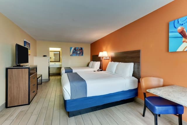 Standard Room, 2 Queen Beds