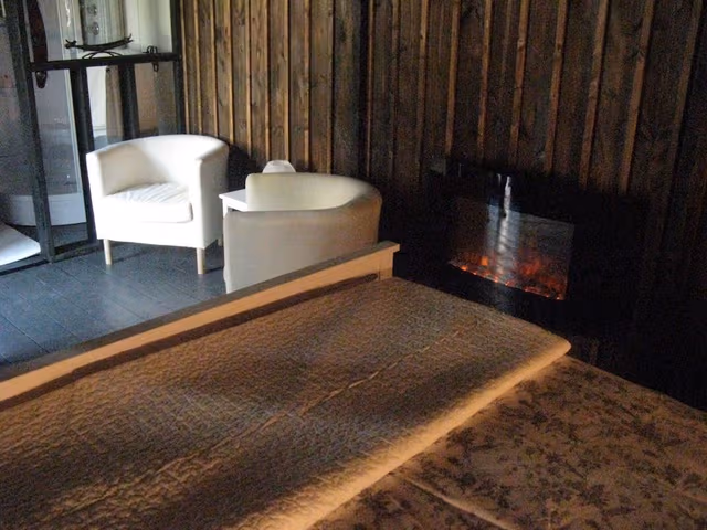 Double Room (Cabane en Bois)