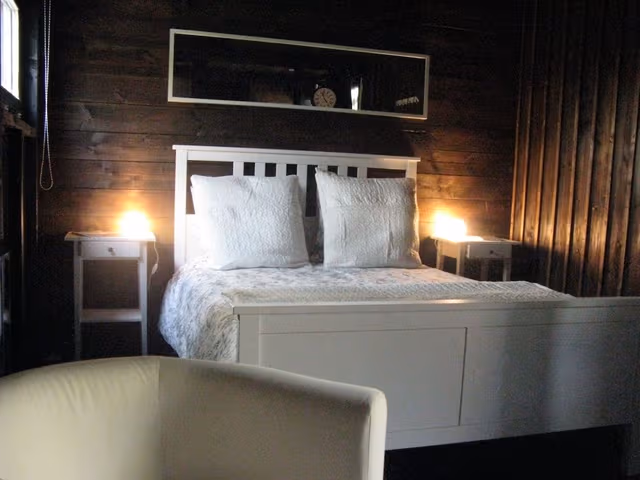 Double Room (Cabane en Bois)