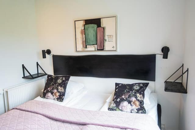 Comfort Room, 1 Queen Bed (Hotel)