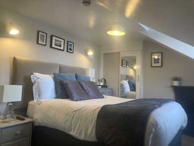 Double Room (Room 11, Charlotte, Third Floor)