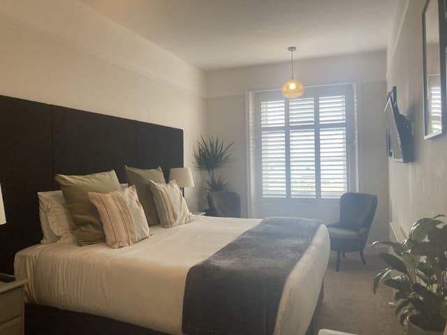Double Room, Sea View (Room 6, Clarence)