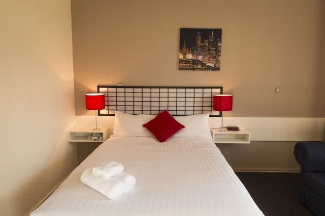 One Bedroom Apartment