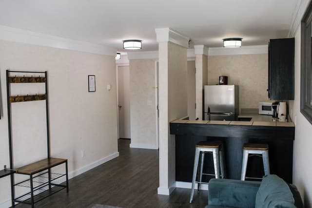 Suite, 1 King Bed
