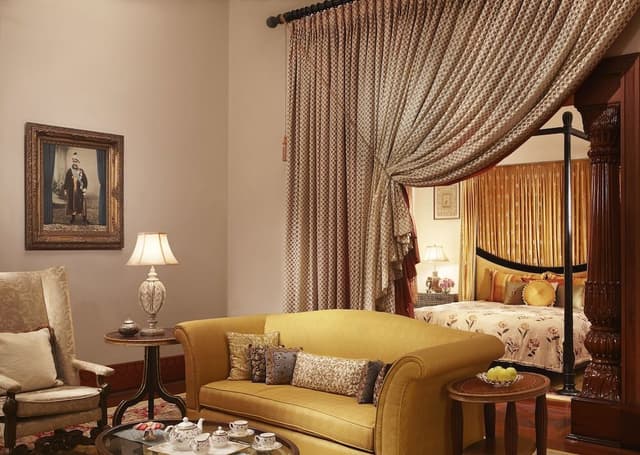 Suite, 1 Bedroom, Garden View (Historical)