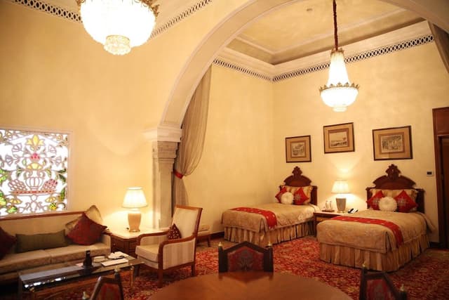 Luxury Room, 1 King Bed, Garden View
