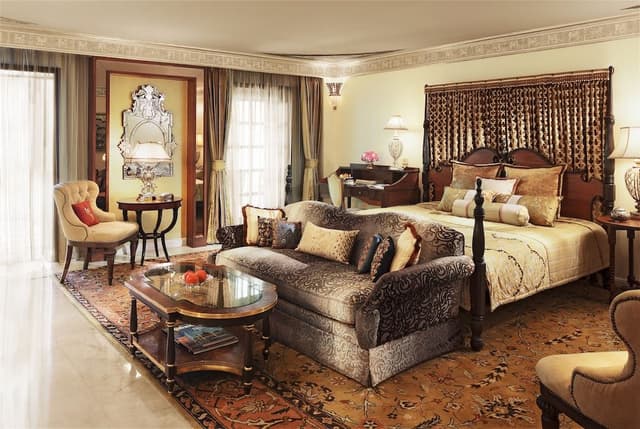 Palace Room Garden View King Bed