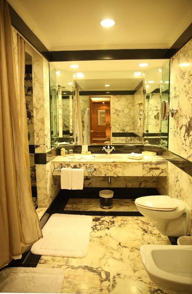 Luxury Room, 1 King Bed, Garden View
