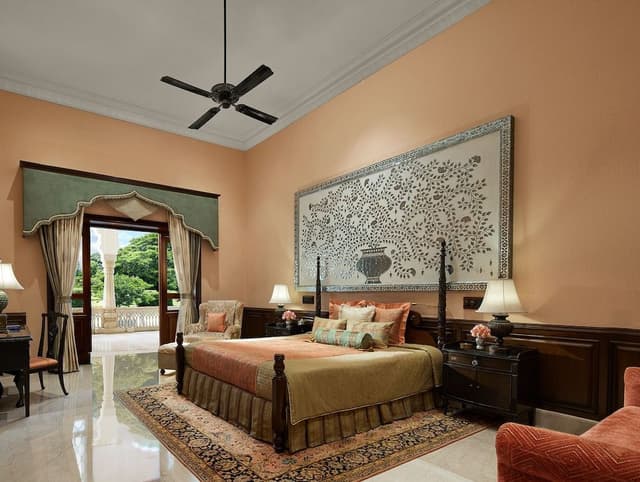 Palace Room Garden View King Bed