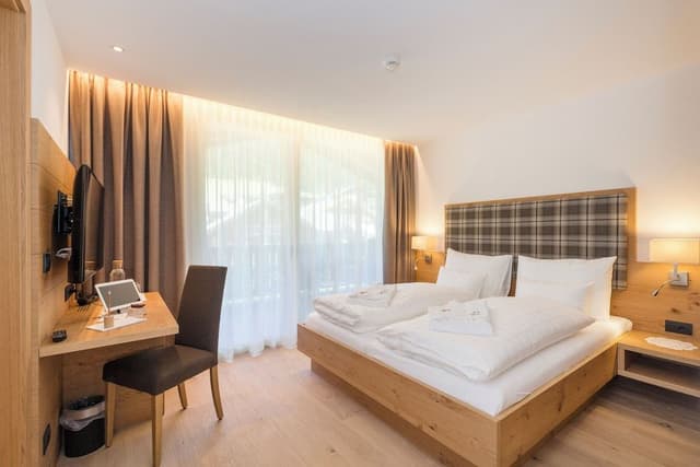 Deluxe Quadruple Room, 2 Bedrooms (Monte Elmo)