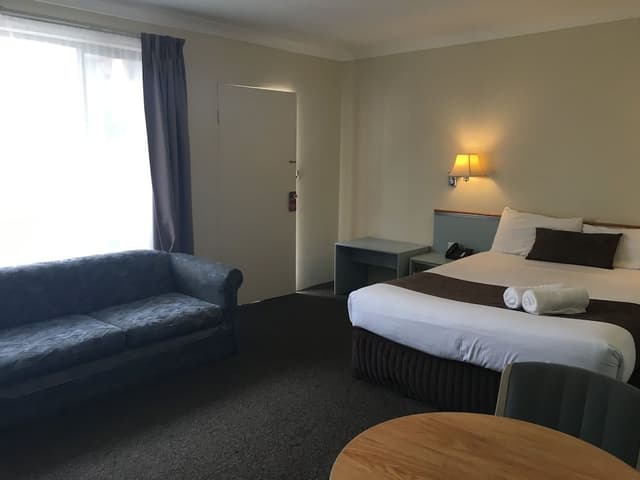 Executive Room with Spa and Kitchenette