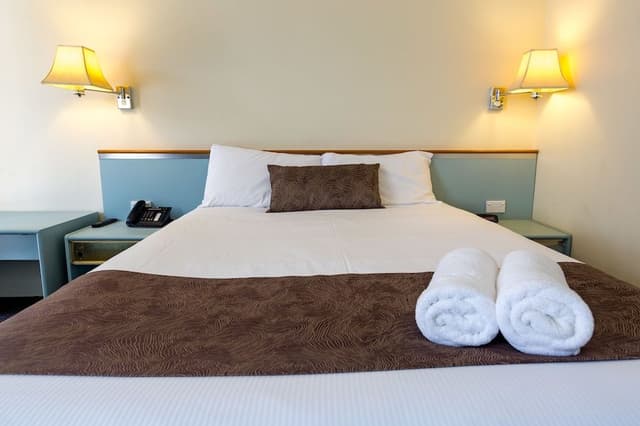 Executive Room with Spa and Kitchenette