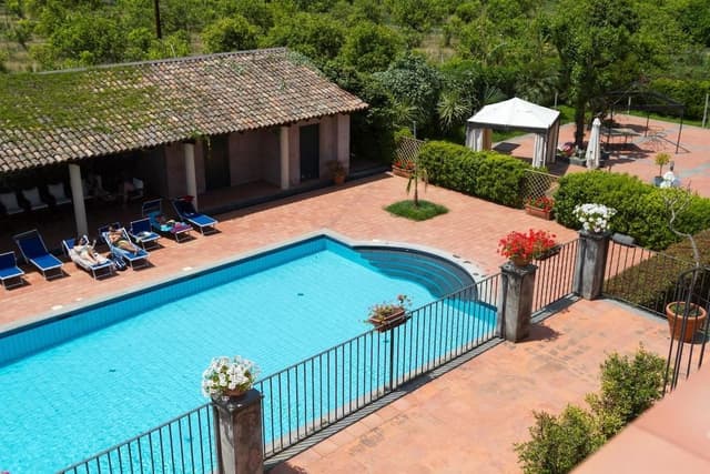 Superior Triple Room, Pool View